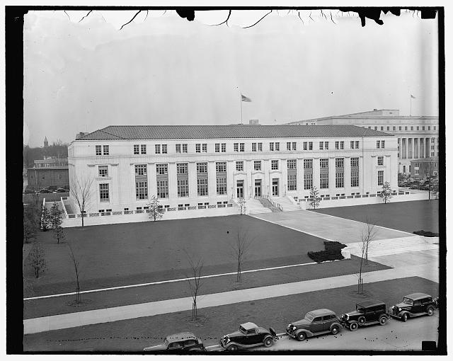 1951 Constitution Aveneue, 1937